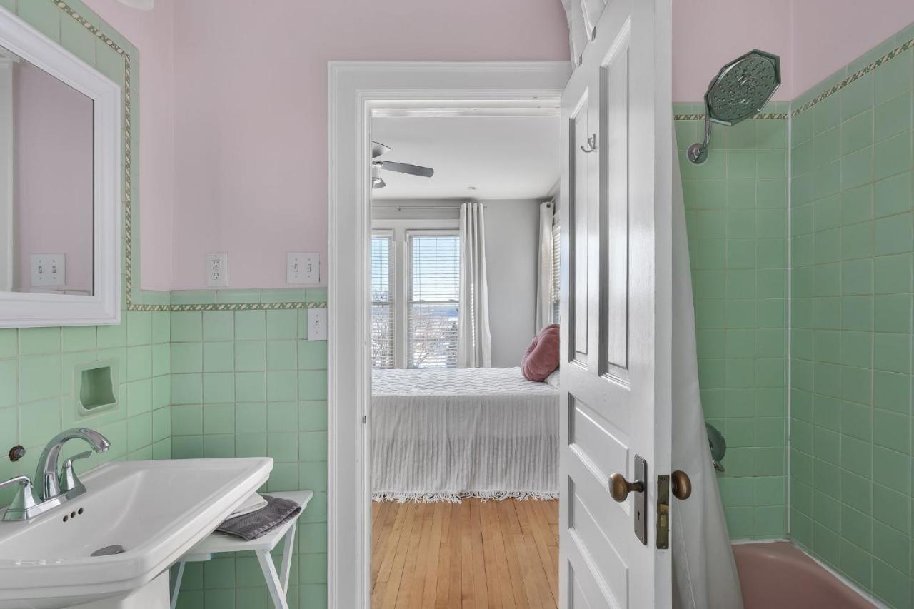 Dubuque'S Front Porch, Historic Charmer, Walk Downtown Bagian luar foto